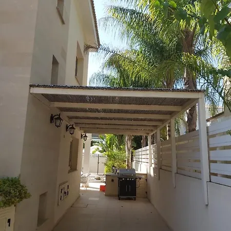 Villa Anthorina 7 *