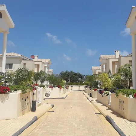 וילה Anthorina 7 *