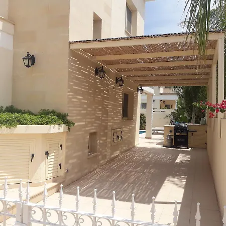 וילה Anthorina 7 פרוטאראס