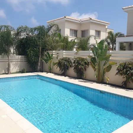 Anthorina 7 Villa *